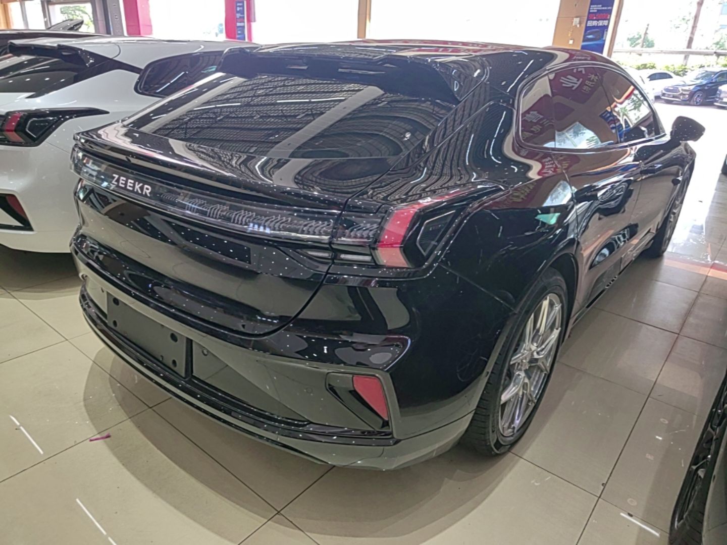 Zeekr 001 2024 WE Edition 95 kWh All-Wheel Drive — снимка 6
