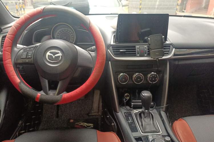 Used Mazda CX-4 2016 2.0L Automatic 2WD Blue Sky Dynamic Edition