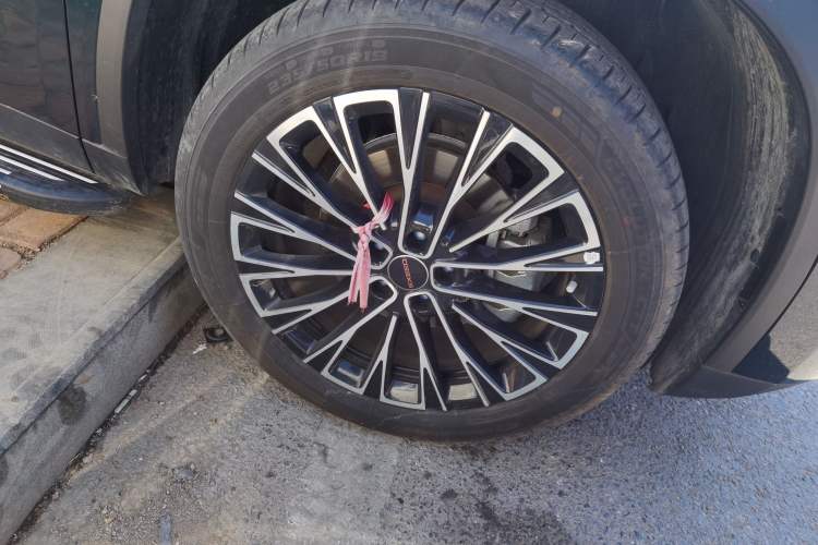 Used EXEED Lingyun 2025 300T Two-Wheel Drive Starry Edition
