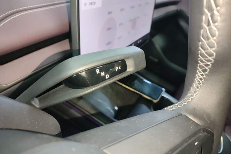 Used Xiaomi Auto SU7 2024 Rear-Drive Long-Range Intelligent Driving Version
