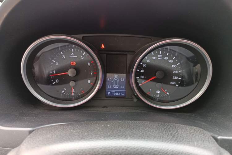 Used Haval H6 2015 Sport Edition 1.5T Automatic Two-Wheel Drive Luxury Model