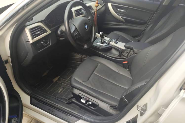 Used BMW 3 Series 2016 320Li Fashion Model
