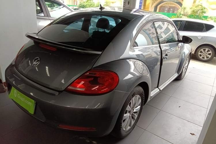 Used Volkswagen Beetle 2013 1.4 TSI Comfort Model
