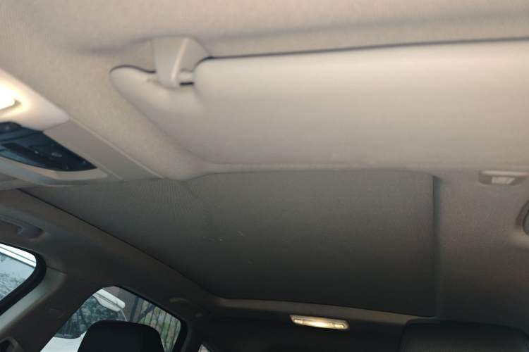 Used BMW 3 Series GT 2019 320i Sport Edition Headliner