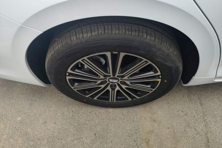 Used Geely Auto Preface 2026 Model Oriental Yao 1.5TD Fuyao Edition