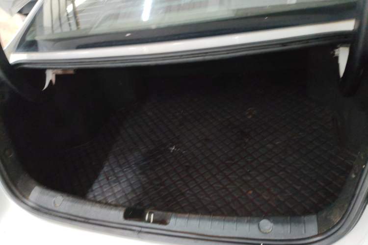 Used Geely Auto Emgrand GL 2017 1.3T DCT Luxury Model Trunk