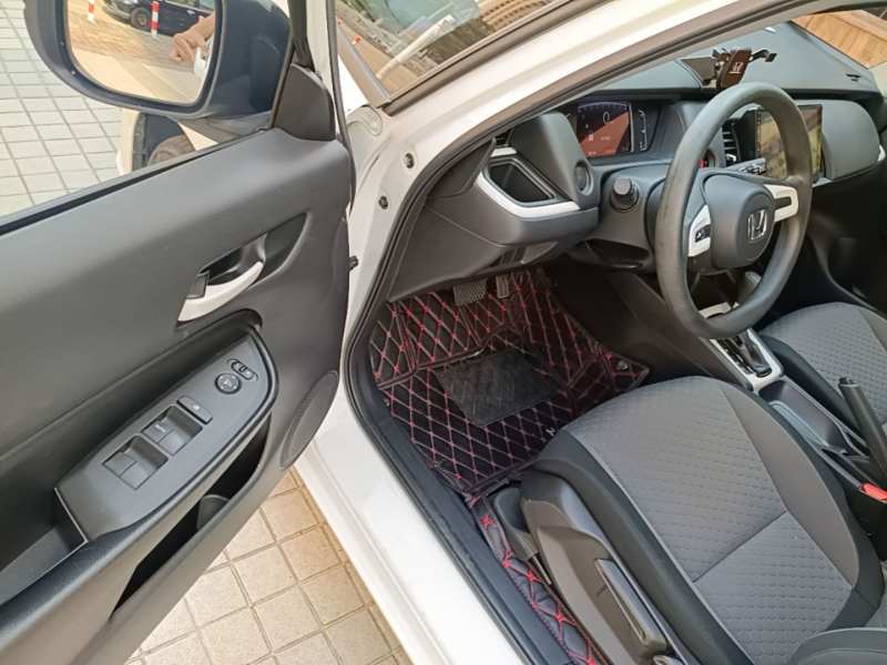 Used Honda Fit 2021 1.5L CVT Trend Edition — 15