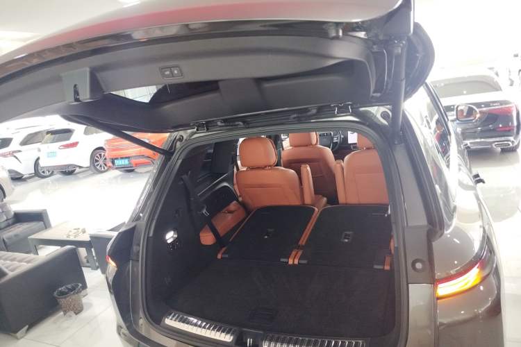 Used Li Auto L8 2023 Pro Model Trunk