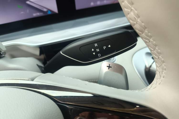 Used EXEED Stellar 2023 400T Four-Wheel Drive Luxury Edition Gear Lever