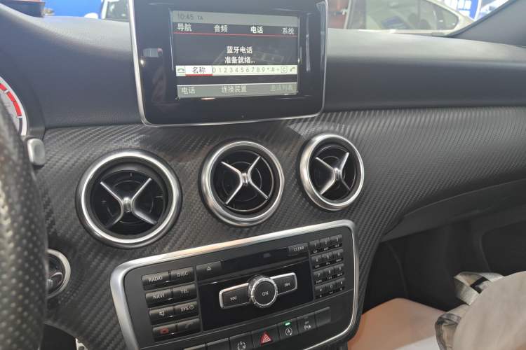 Used Mercedes-Benz A-Class 2015 A 200 Sport Edition Audio And AC Panel