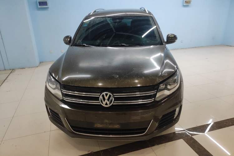 Used Volkswagen Tiguan 2013 2.0 TSI Automatic All-Wheel-Drive Flagship Edition