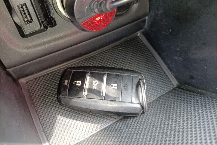 Used CHANGAN Eado 2018 1.6L GDI Manual Fashion Edition Interior 1