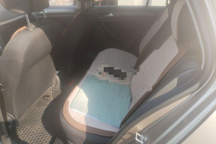 Used Volkswagen Golf 2015 1.6L Automatic Fashion Model