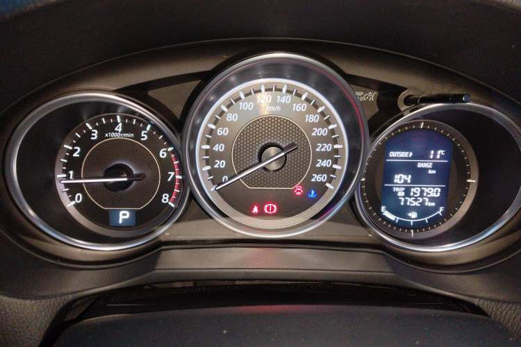 Used Mazda Atenza 2015 2.5L Blue Sky Prestige Edition