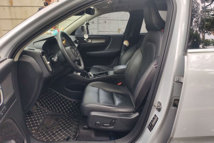 Used Volvo XC40 2021 T4 Four-Wheel Drive Smart Luxury Edition Left Front Seat