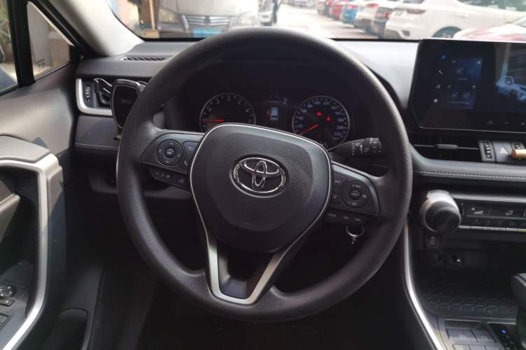 Used Toyota RAV4 2024 2.0L CVT Two-Wheel Drive Urban Edition
