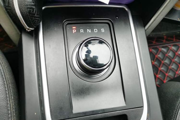 Used Land Rover Discovery Sport 2018 240 PS HSE Version