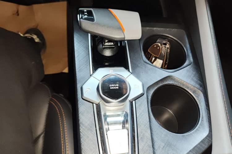 Used Changan UNI-V 2022 1.5T Prestige Version