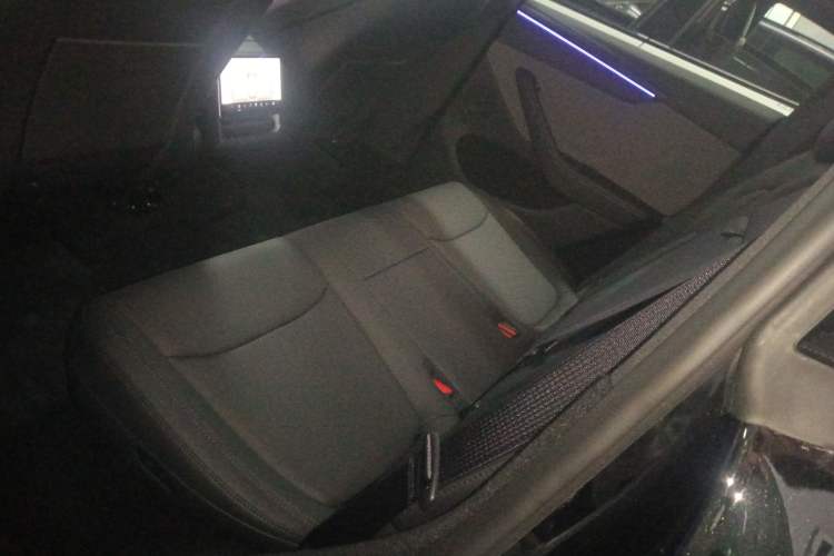 Used Tesla Model Y 2026 Rear-Drive Model