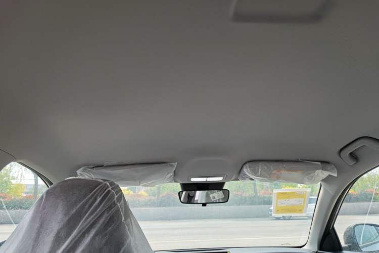 Used Geely Galaxy Geome 2026 Model 310km Youth Edition Headliner