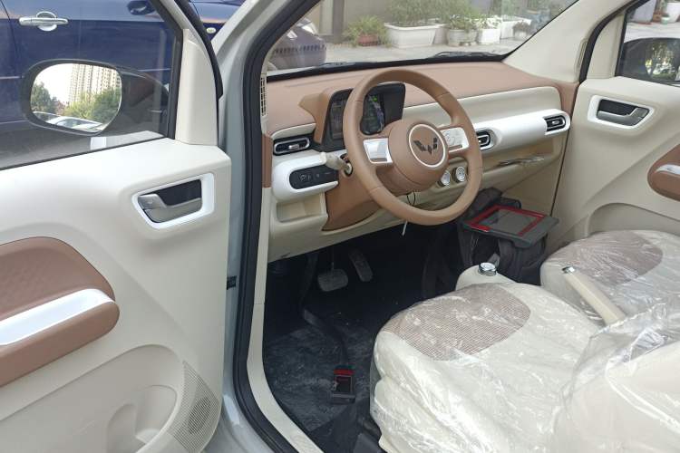 Used Wuling Hongguang MINIEV 2024 3rd Generation 215km Youth Edition