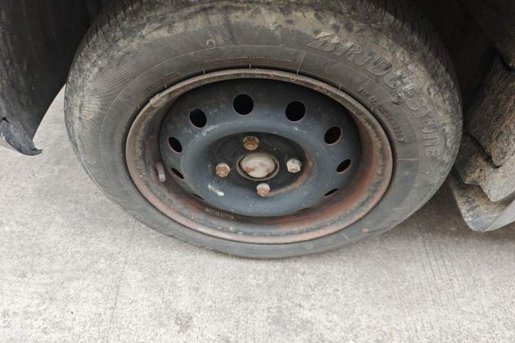 Used Dongfeng Fengon 330 2014 1.3L Manual Utility Version DK13-07
