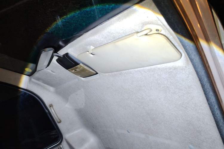 Used Jinbei Hiace X30  Headliner