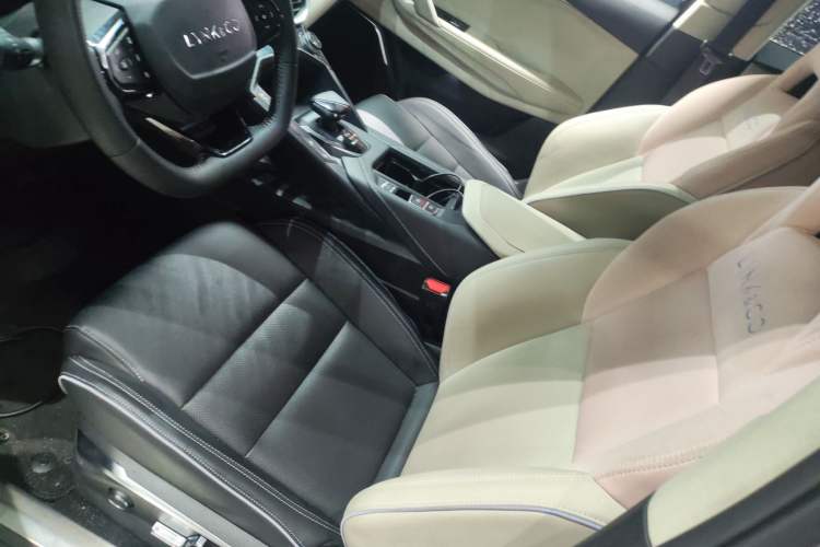 Used Lynk & Co 06 2023 Remix 1.5T Shero Left Front Seat