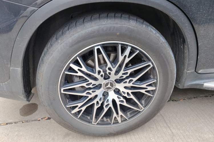 Used Mercedes-Benz GLC 2020 Facelift GLC 300 L 4MATIC Dynamic Edition