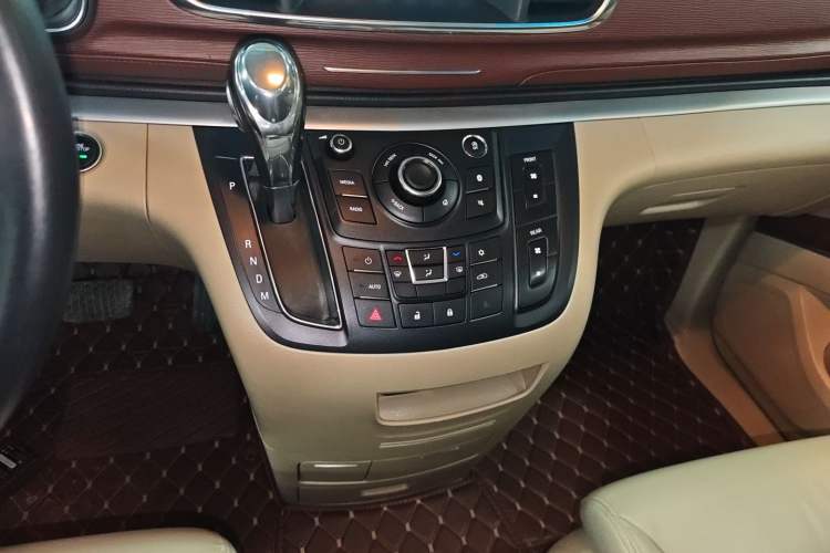 Used Buick GL8 2018 28T Luxury Model China VI Standard