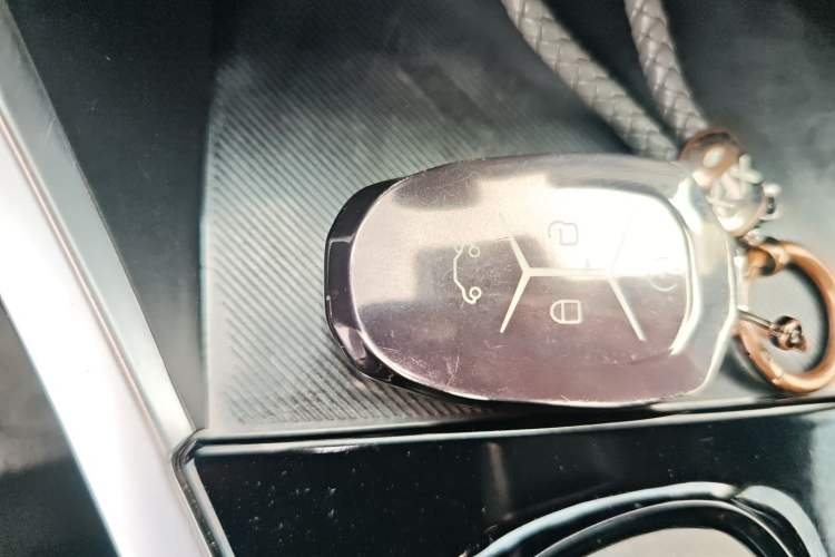 Used Lynk & Co 01 2019 2.0T Two-Wheel-Drive Pro Version China VI Standard