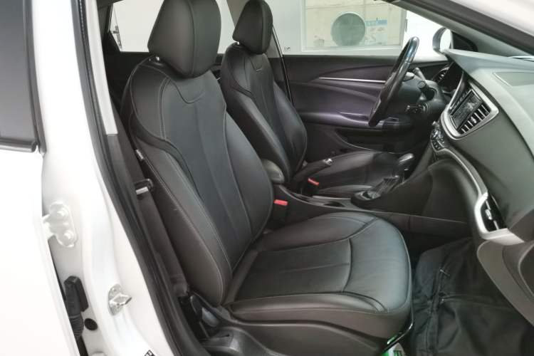 Used Buick GT 2019 18T Automatic Connected Elite Model China VI Standard Right Front Seat