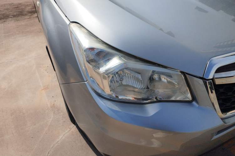 Used Subaru Forester 2014 2.5i Automatic Elite Edition Right Front Headlight