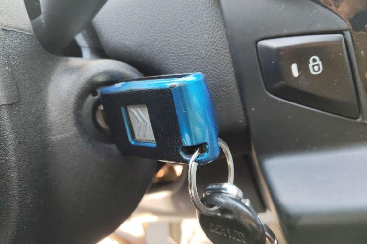 Used Citroen C-Quatre 2016 Classic Sedan 1.6L Manual CNG