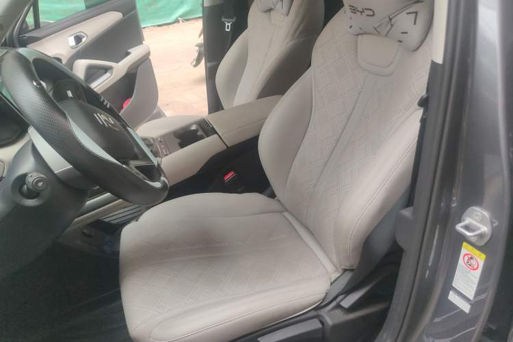Used BYD Yuan UP 2024 401KM Leading Edition Left Front Seat