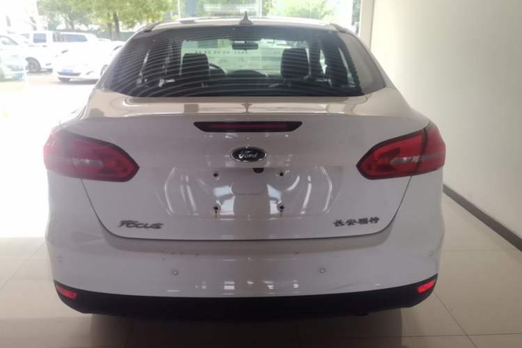 Used Ford Focus 2018 Sedan Classic 1.6L Automatic Trendy SmartDrive Edition Rear
