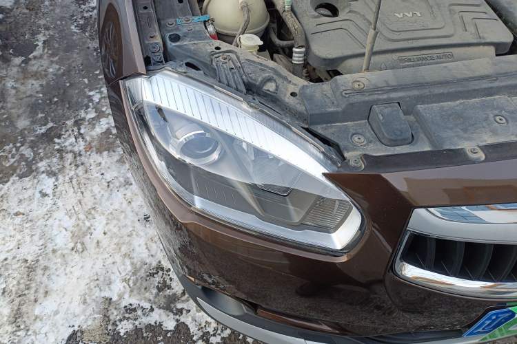 Used Brilliance V5 2014 1.6L Automatic Luxury Model
