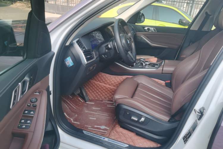 Used BMW X5 2020 xDrive30i M Sport Package Driver Seat