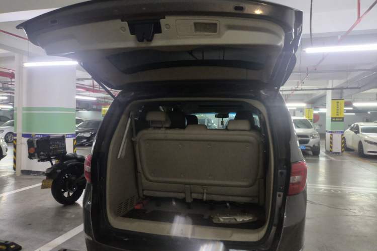 Used Buick GL8 2017 25S Luxury Version China V Standard Trunk