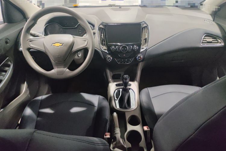 Used Chevrolet Cruze 2016 1.5L Automatic Stylish Sunroof Version Center Console