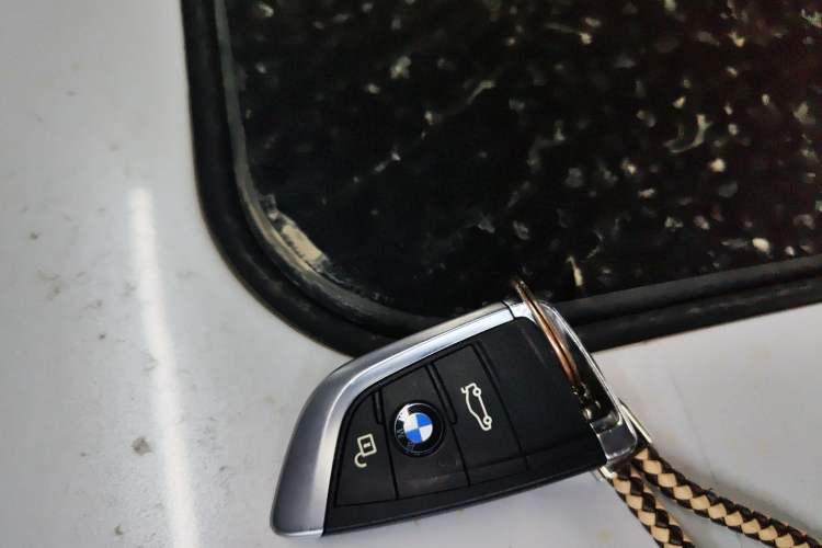 Used BMW 2 Series Active Tourer 2016 218i Sports Design Package Vehicle Key