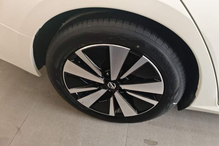 Used Nissan Teana 2021 2.0L XL Comfort Edition Right Rear Wheel Hub