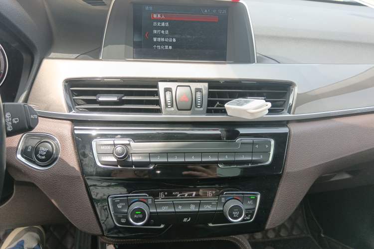 Used BMW X1 2019 sDrive18Li Premium Edition Audio And AC Panel