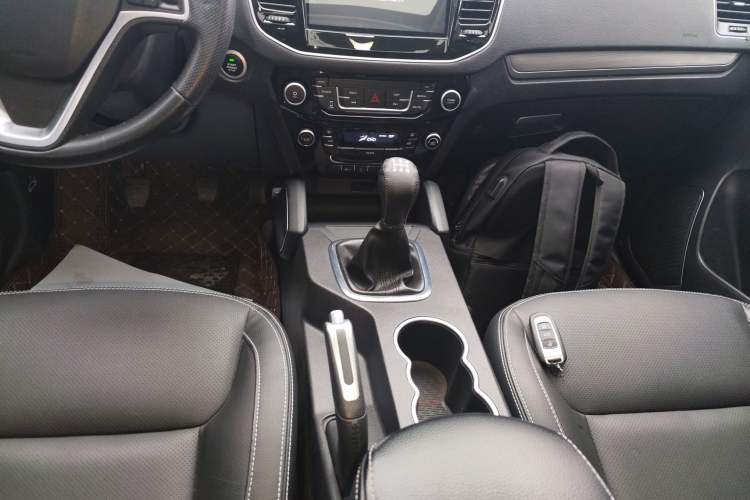 Used Geely Auto Vision X6 2016 1.8L Manual Luxury Model
