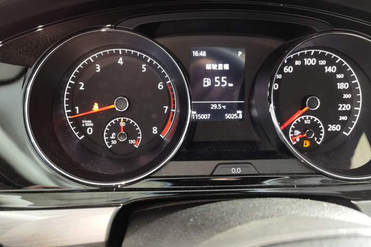 Used Volkswagen Lamando 2017 280TSI DSG Comfort Edition
