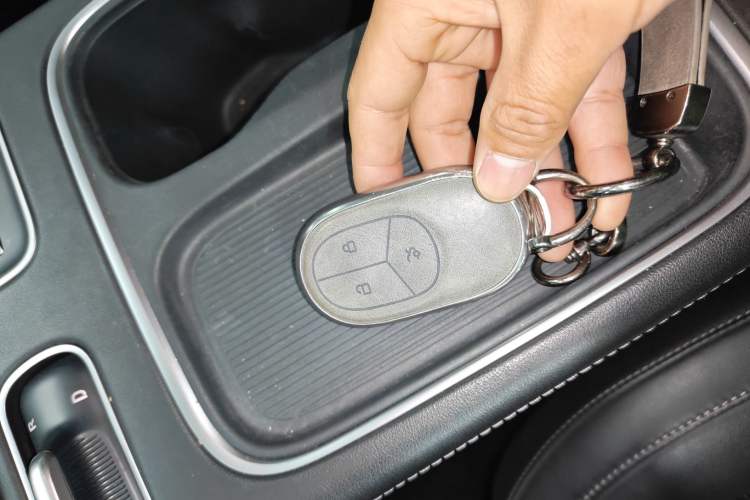 Used Nio ES6 2023 75 kWh Vehicle Key