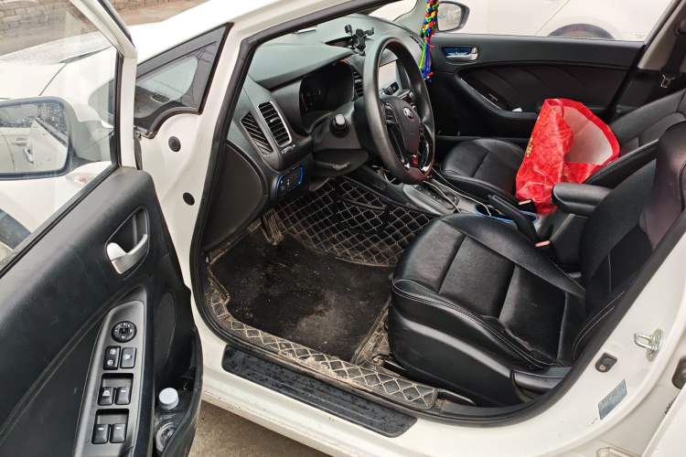 Used Kia K3 2015 1.6L Automatic GL Driver Seat