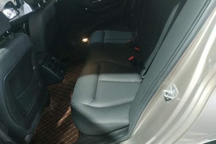 Used BMW 3 Series 2016 320Li Fashion Model
