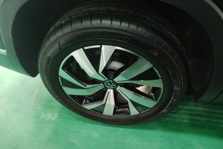 Used Volkswagen Tayron 2022 280TSI Two-Wheel Drive Luxury Smart Connectivity Version