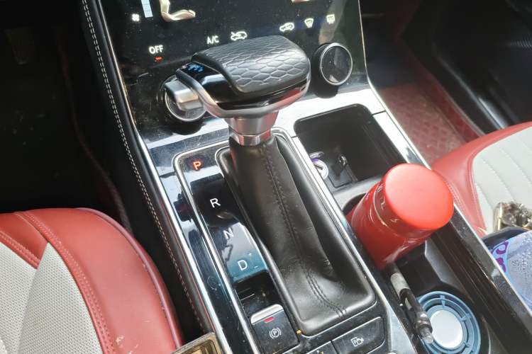 Used JETOUR X90 2020 1.5T DCT Shadow Wisdom Edition 5-seater Gear Lever